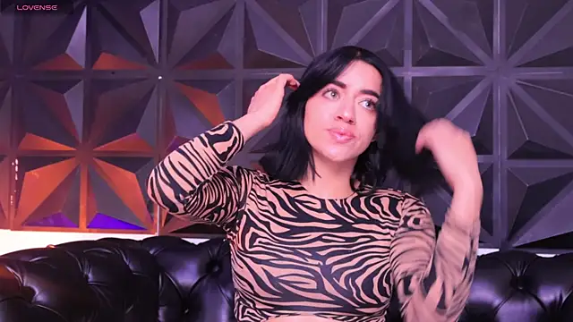 Snapshot of KasiaNoir_ chatting on 1, 2, 2025 KasiaNoir online show from 1, 2, 2025