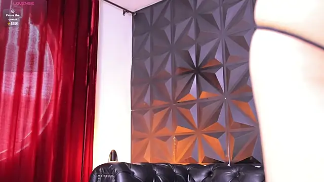 Snapshot of KasiaNoir_ chatting on 20, 3, 2025 KasiaNoir online show from 20, 3, 2025