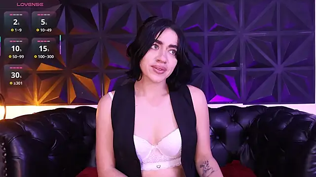 Snapshot of KasiaNoir_ chatting on 21, 11, 2025 KasiaNoir online show from 21, 11, 2025