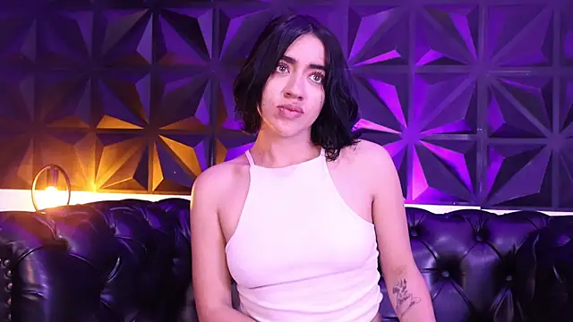 Snapshot of KasiaNoir_ chatting on 4, 12, 2025 KasiaNoir online show from 4, 12, 2025