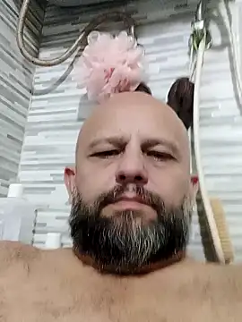 Snapshot of AlexandruCsaba chatting on 7, 1, 2025 AlexandruCsaba online show from 7, 1, 2025