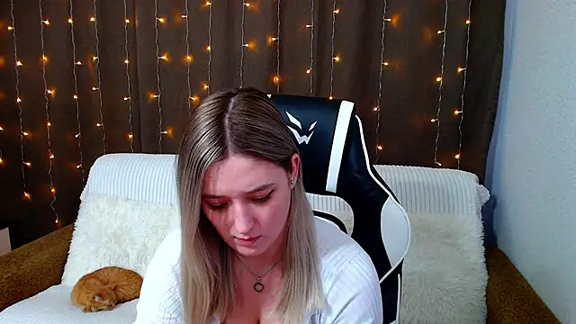 Snapshot of JessRosen chatting on 10, 1, 2025 JessRosen online show from 10, 1, 2025