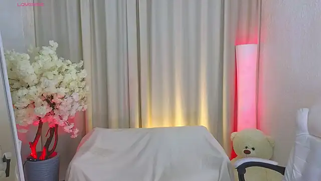 Snapshot of JessRosen chatting on 1, 12, 2025 JessRosen online show from 1, 12, 2025