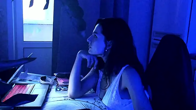 April o Nill online show from 3, 10, 2025