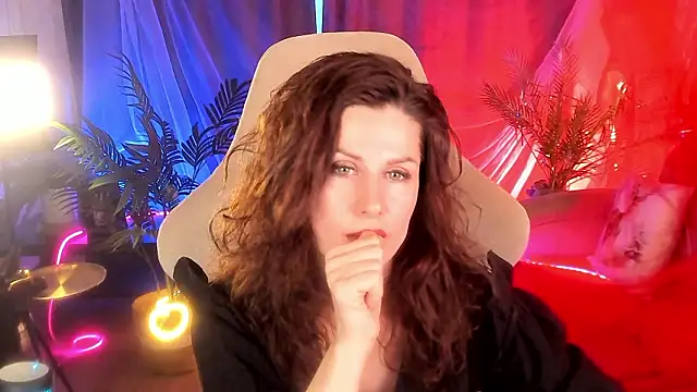 April o Nill online show from 16, 3, 2026