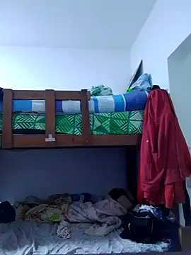 Snapshot of Pingas18cm chatting on 12, 9, 2025 Pingas18cm online show from 12, 9, 2025