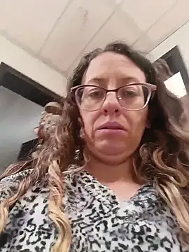 Snapshot of miss_hanna07 chatting on 27, 10, 2025 miss hanna07 online show from 27, 10, 2025