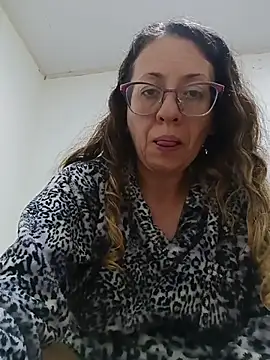 Snapshot of miss_hanna07 chatting on 28, 10, 2025 miss hanna07 online show from 28, 10, 2025