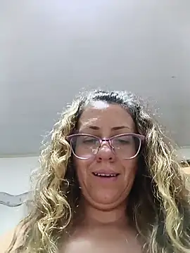 Snapshot of miss_hanna07 chatting on 24, 11, 2025 miss hanna07 online show from 24, 11, 2025