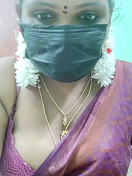 Snapshot of malliga98 chatting on 9, 11, 2025 malliga98 online show from 9, 11, 2025