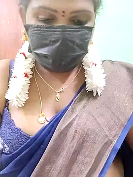 Snapshot of malliga98 chatting on 15, 11, 2025 malliga98 online show from 15, 11, 2025