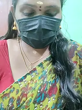 Snapshot of malliga98 chatting on 20, 11, 2025 malliga98 online show from 20, 11, 2025