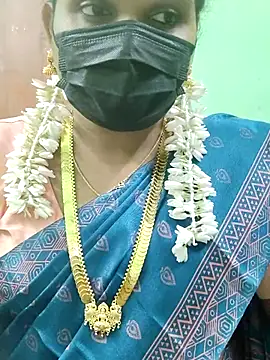 Snapshot of malliga98 chatting on 27, 11, 2025 malliga98 online show from 27, 11, 2025