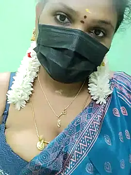 Snapshot of malliga98 chatting on 2, 12, 2025 malliga98 online show from 2, 12, 2025