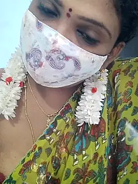 Snapshot of malliga98 chatting on 16, 12, 2025 malliga98 online show from 16, 12, 2025