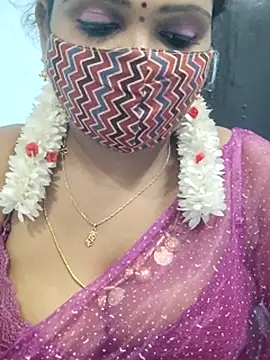 Snapshot of malliga98 chatting on 17, 12, 2025 malliga98 online show from 17, 12, 2025