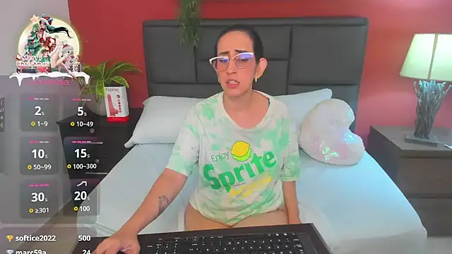 Snapshot of jadde13_ chatting on 19, 12, 2024 jadde13 online show from 19, 12, 2024