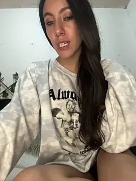 Snapshot of FrancellyHot chatting on 12, 12, 2024 FrancellyHot online show from 12, 12, 2024