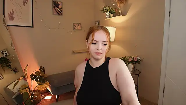 Snapshot of blessbinny chatting on 23, 9, 2025 blessbinny online show from 23, 9, 2025