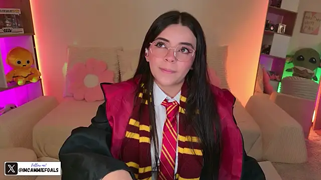 Snapshot of cammiefoalss chatting on 31, 10, 2025 cammiefoalss online show from 31, 10, 2025