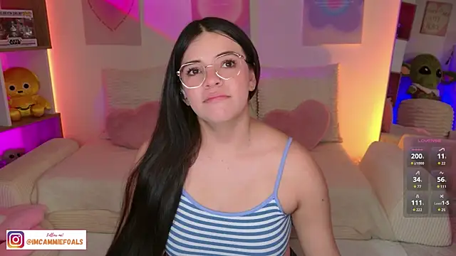 Snapshot of cammiefoalss chatting on 26, 11, 2025 cammiefoalss online show from 26, 11, 2025