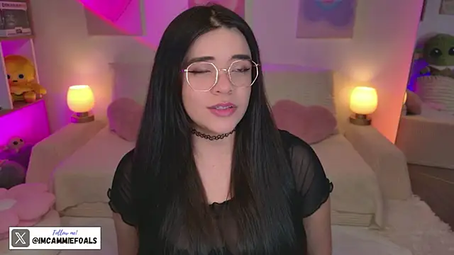 Snapshot of cammiefoalss chatting on 20, 12, 2025 cammiefoalss online show from 20, 12, 2025