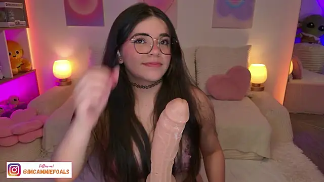 Snapshot of cammiefoalss chatting on 9, 1, 2026 cammiefoalss online show from 9, 1, 2026