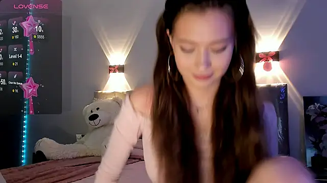 Snapshot of diana_nier chatting on 10, 9, 2025 diana nier online show from 10, 9, 2025