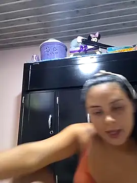 sexy-latin10 online show from 28, 2, 2025