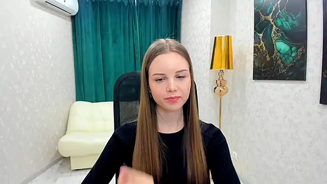 Snapshot of MileyWings chatting on 28, 1, 2025 MileyWings online show from 28, 1, 2025