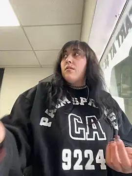 Snapshot of ThicBunz chatting on 9, 2, 2025 ThicBunz online show from 9, 2, 2025