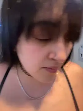 Snapshot of ThicBunz chatting on 15, 2, 2025 ThicBunz online show from 15, 2, 2025