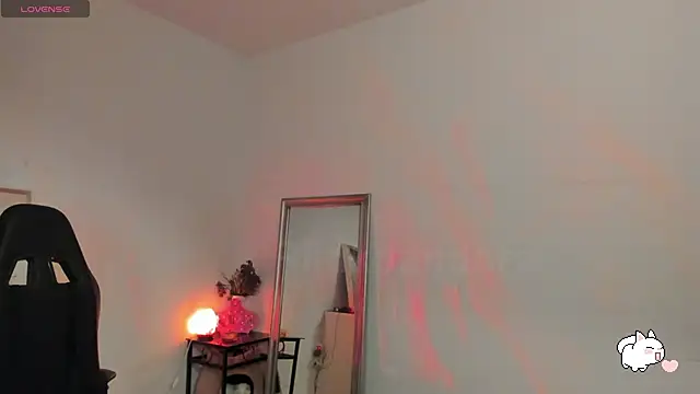 Piinkpandora online show from 2, 2, 2025