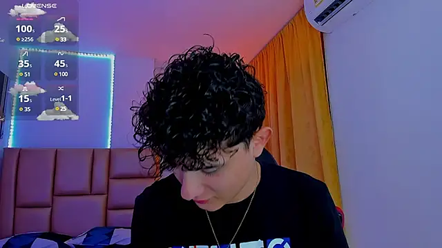 Snapshot of Nathan_Bluee chatting on 16, 3, 2025 Nathan Bluee online show from 16, 3, 2025