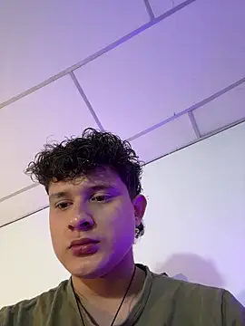 Snapshot of Nathan_Bluee chatting on 30, 10, 2025 Nathan Bluee online show from 30, 10, 2025