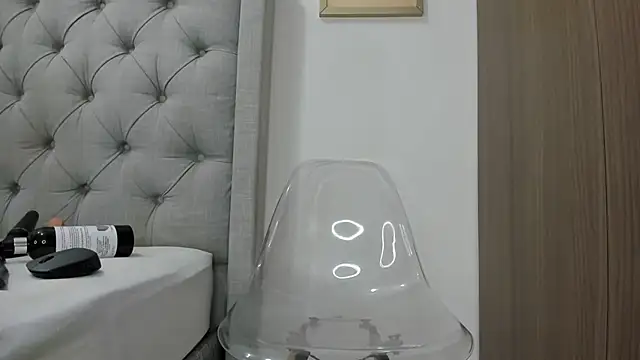 Carolina love19 online show from 23, 12, 2024