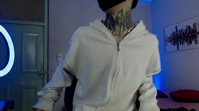 Snapshot of Andy_bapho chatting on 19, 12, 2024 Andy bapho online show from 19, 12, 2024