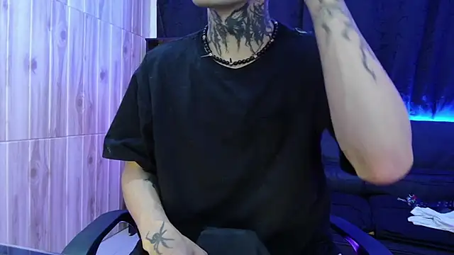 Snapshot of Andy_bapho chatting on 22, 2, 2025 Andy bapho online show from 22, 2, 2025