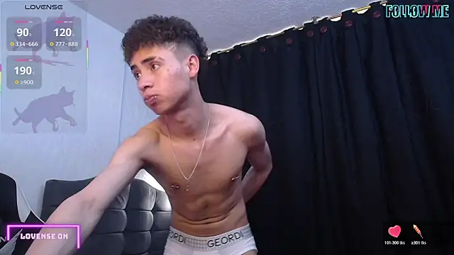 sexybat twink online show from 27, 10, 2025