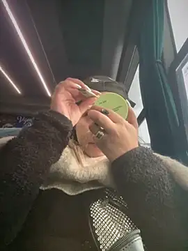 Snapshot of Khalyk_G chatting on 2, 11, 2025 Khalyk G online show from 2, 11, 2025