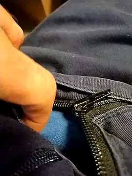 Snapshot of Meriozoro chatting on 18, 11, 2025 Meriozoro online show from 18, 11, 2025