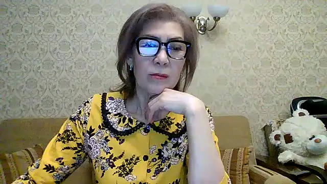 Elegant00Lady online show from 22, 2, 2026