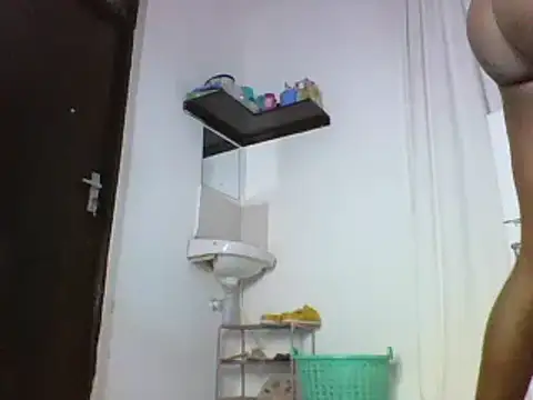 Snapshot of sexyqueen02 chatting on 1, 2, 2025 sexyqueen02 online show from 1, 2, 2025