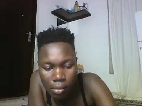 Snapshot of sexyqueen02 chatting on 19, 2, 2025 sexyqueen02 online show from 19, 2, 2025