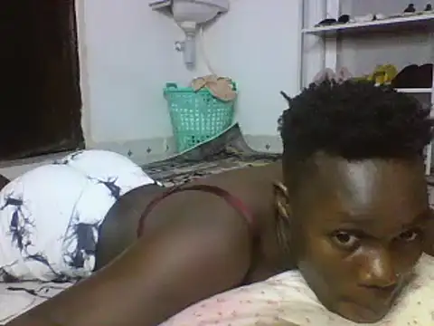 Snapshot of sexyqueen02 chatting on 24, 2, 2025 sexyqueen02 online show from 24, 2, 2025