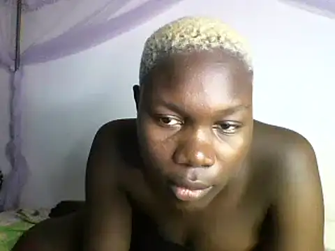 Snapshot of sexyqueen02 chatting on 9, 3, 2025 sexyqueen02 online show from 9, 3, 2025