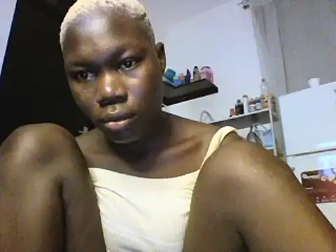 Snapshot of sexyqueen02 chatting on 10, 3, 2025 sexyqueen02 online show from 10, 3, 2025