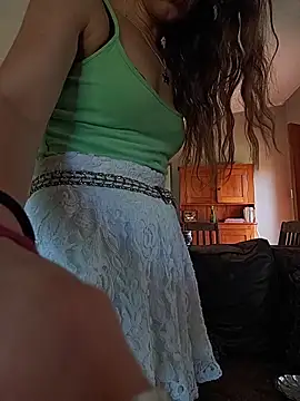 Snapshot of Missmesexycouple69 chatting on 17, 12, 2025 Missmesexycouple69 online show from 17, 12, 2025