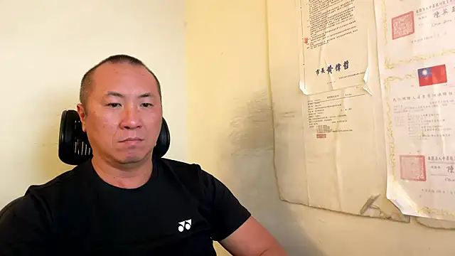 chih515 online show from 28, 4, 2026