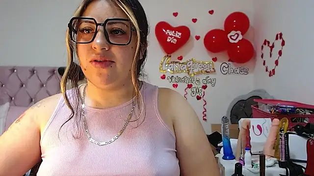 lanaqueen699 online show from 26, 2, 2025